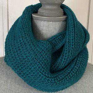 Handmade turquoise knit wool infinity scarf